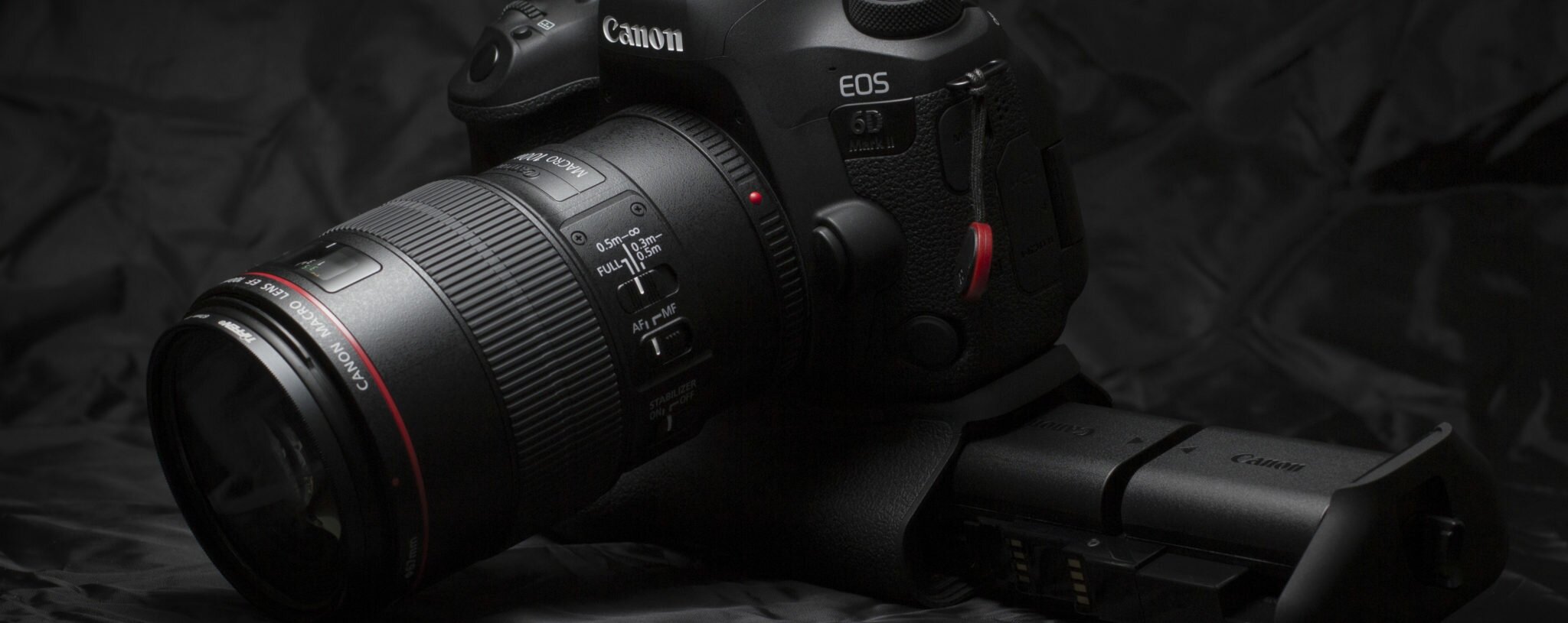 Canon 6D Mark II Battery Grip BG-E21